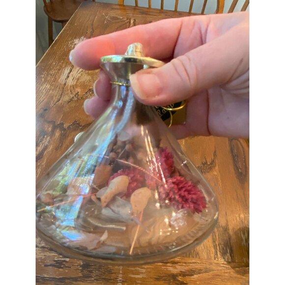 Lot Of 3 Vintage Glass Oil Lamps With Dried Flowers & Heart-Shaped Design Boho D - Picture 8 of 12